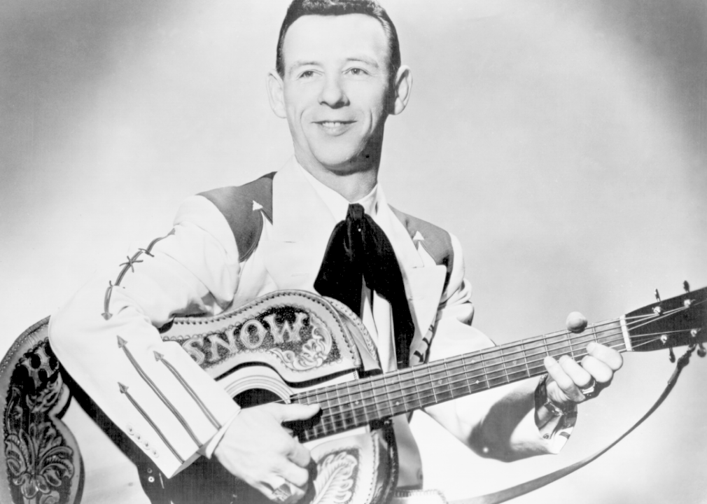 1950: Hank Snow’s ‘I’m Movin’ On’ sits at #1 for 21 weeks
